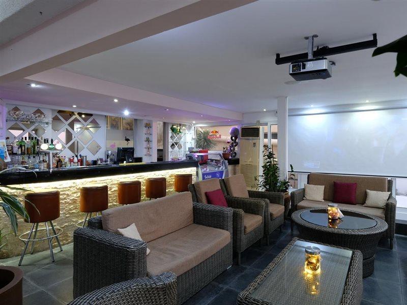 ฟลามิงโก้ บีช โฮเต็ล Hotel ลาร์นาคา ภายนอก รูปภาพ